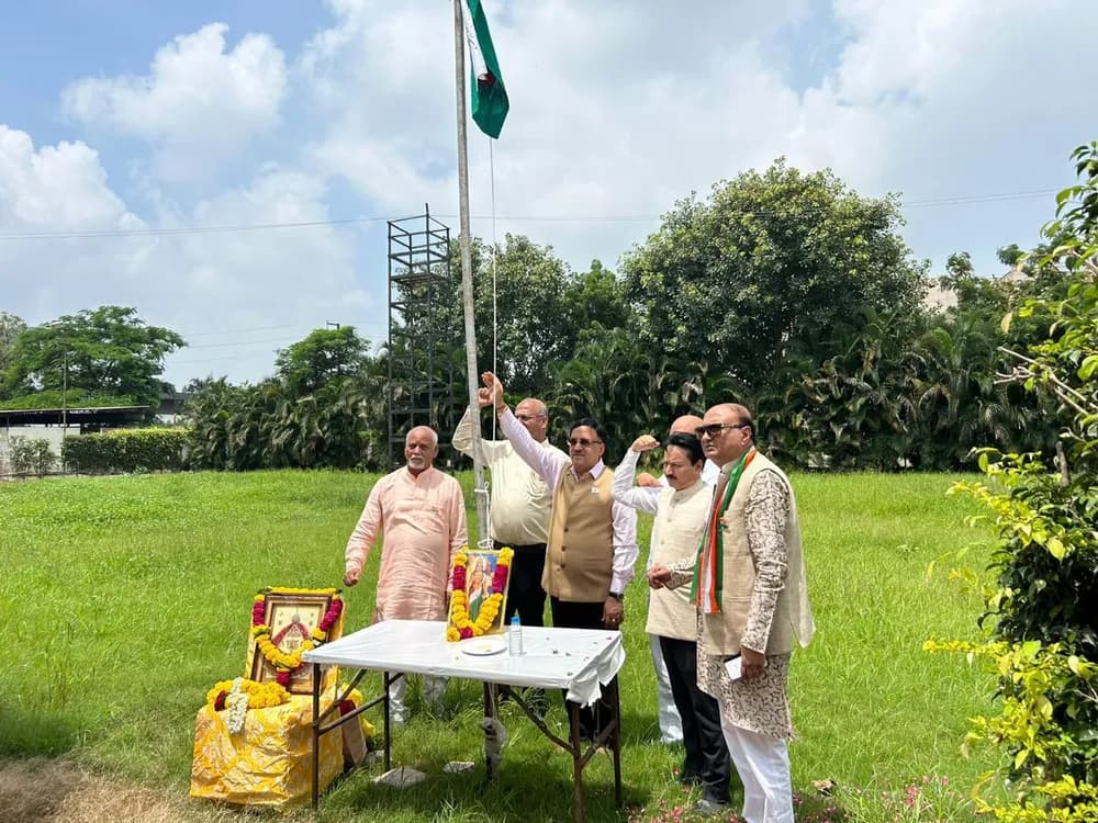 ध्वजारोहण